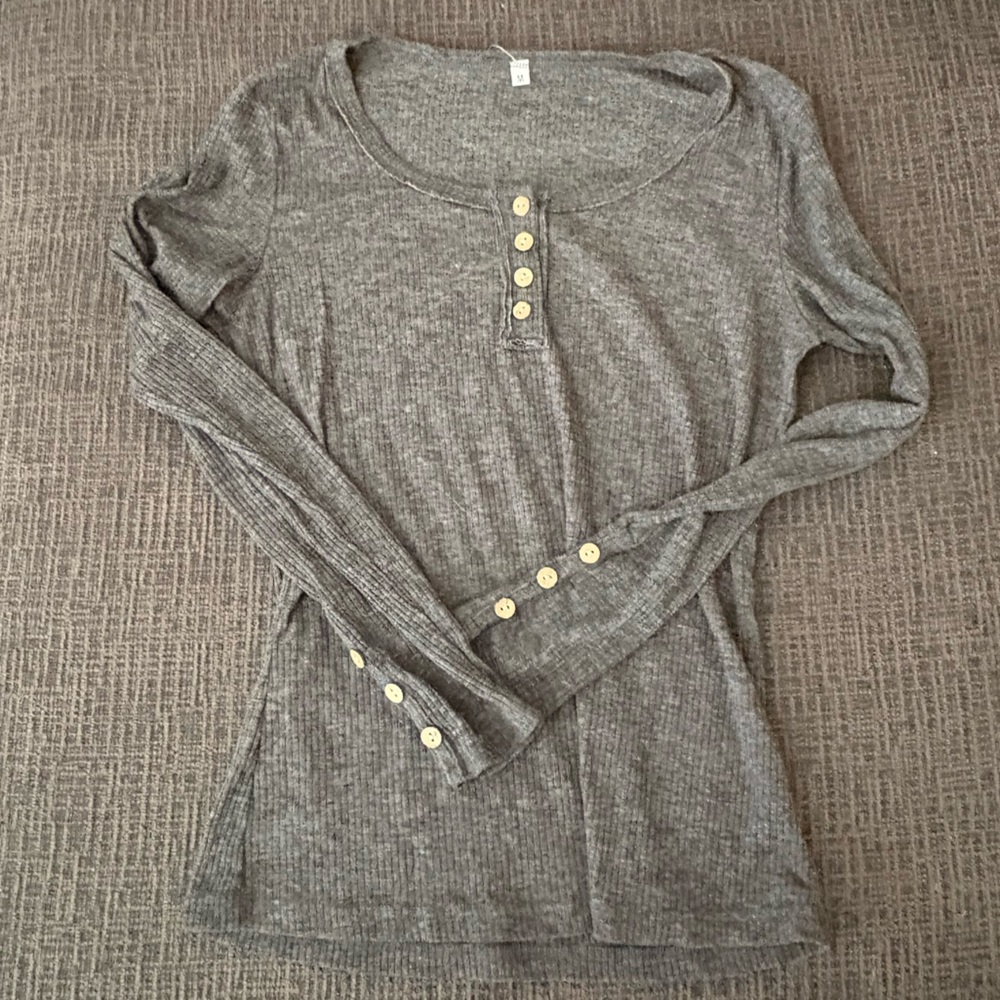 Gray Long Sleeve Henley Top with Buttons